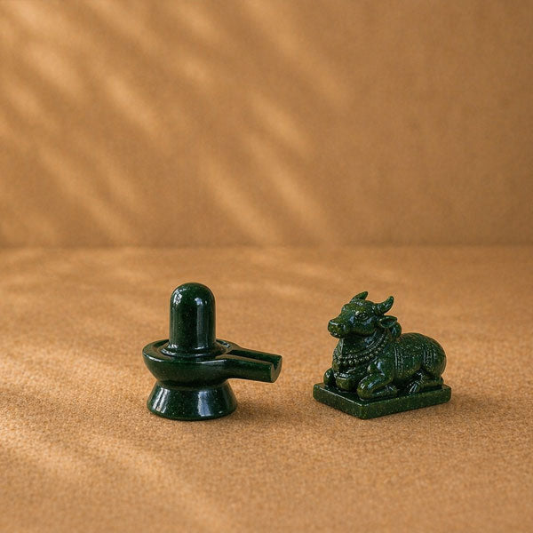 Green Marakata Shivling + Marakata Nandi
